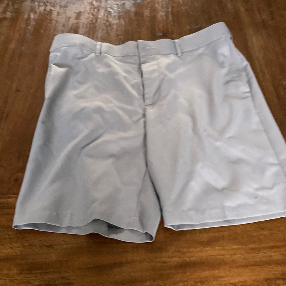 Mens grey golf shorts size 36.  Grand slam performance.